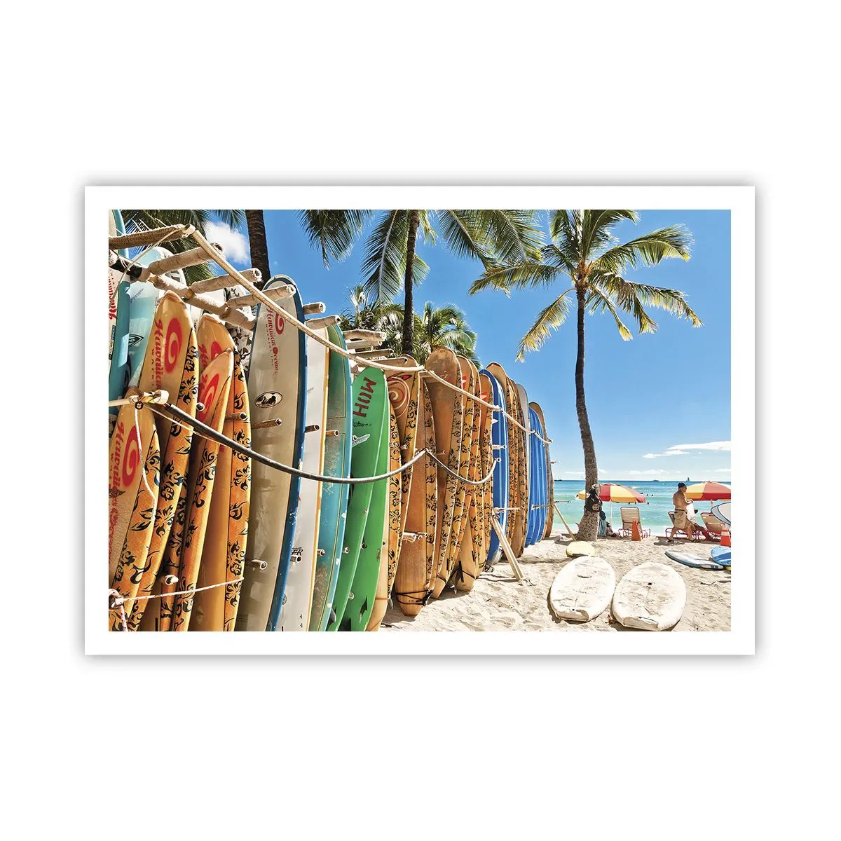 Póster - Tablas de surf en una playa con palmeras - 100x70cm - Diversión soleada - Decoración de pared moderna para salón y dormitorio ARTTOR