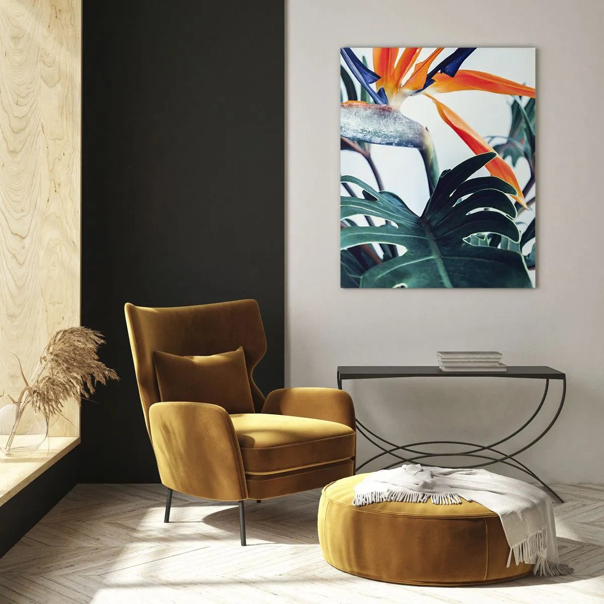 Cuadro sobre vidrio - Impresiones sobre Vidrio - Flor de Strelitzia rodeada de hojas bajo una luz brillante. - 80x120cm - La jaula del pájaro colorido - Decoración de pared moderna para salón y dormitorio ARTTOR