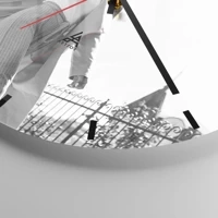 Esfera sin numeración, con rayas