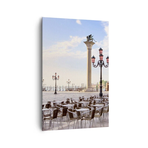 Cuadro sobre lienzo - Impresión de Imagen - Venecia, vista de la plaza con columnas y mesas de café. - 80x120cm - Vamos, todo está listo - Decoración de pared moderna para salón y dormitorio ARTTOR