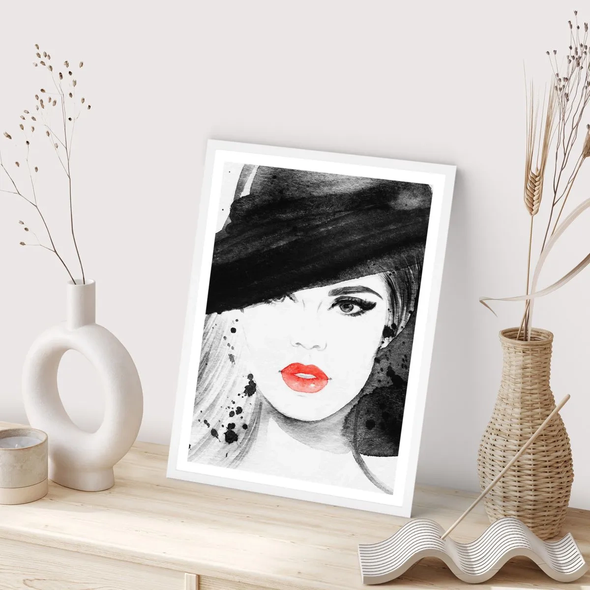 Póster en marco blanco - Dama de negro - 61x91 cm