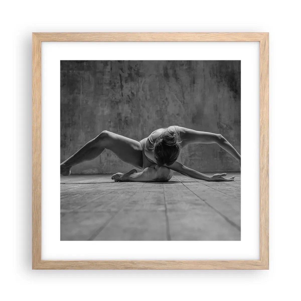 Póster en marco roble claro - Simetría encontrada - 40x40 cm