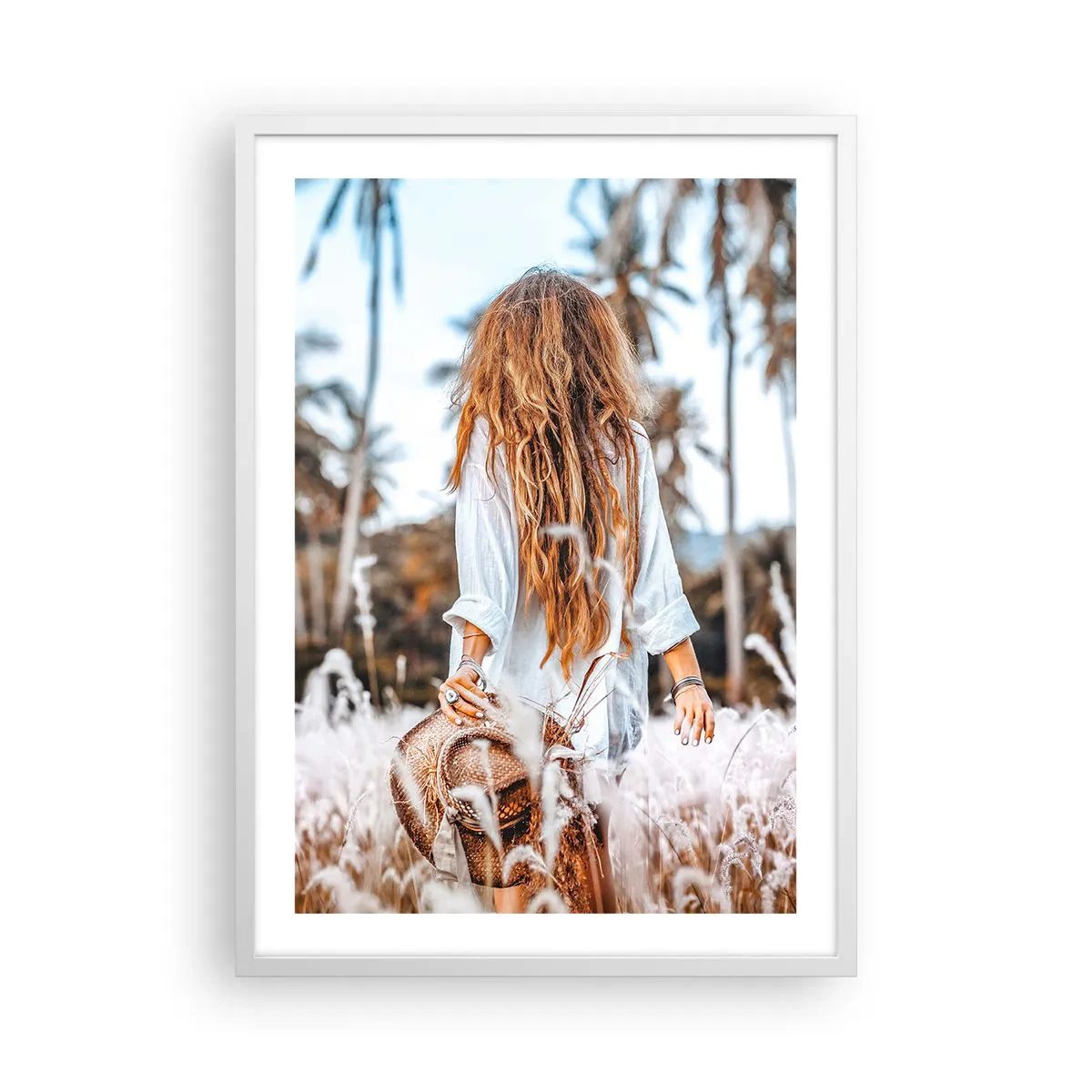 Póster en marco blanco - Nacida en el plumón de la Tierra - 50x70 cm