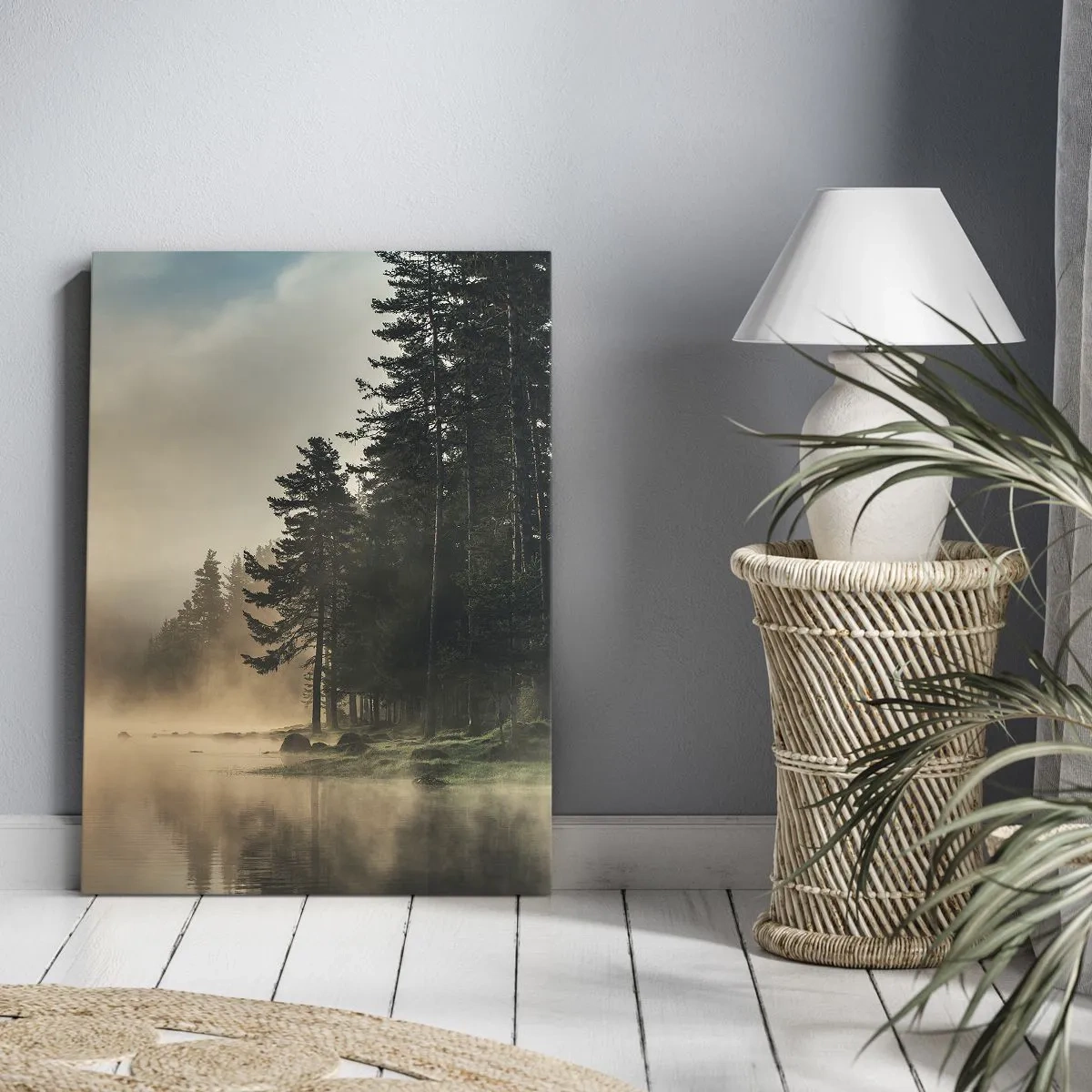 Cuadro sobre lienzo - Impresión de Imagen - Un bosque brumoso sobre un lago tranquilo. - 50x70cm - El nacimiento de un día - Decoración de pared moderna para salón y dormitorio ARTTOR