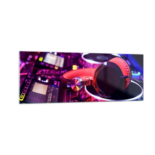 Cuadro sobre vidrio - Impresiones sobre Vidrio - Auriculares de DJ en una consola con iluminación de neón. - 140x50cm - Antes de que comience la diversión - Decoración de pared moderna para salón y dormitorio ARTTOR