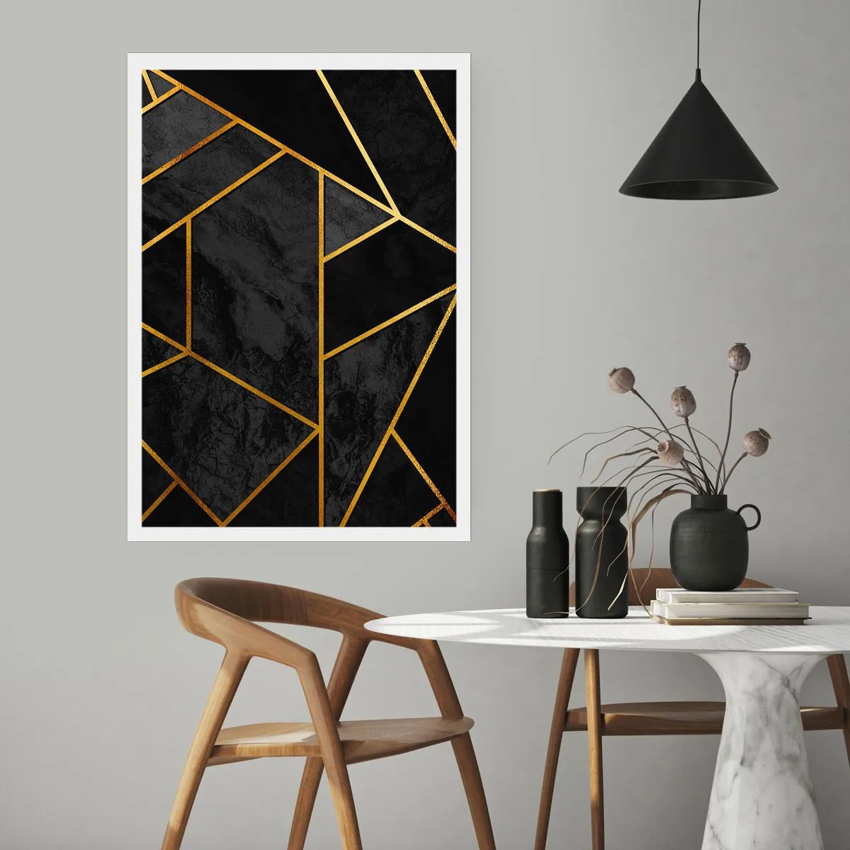 Póster - Patrones geométricos en dorado sobre fondo negro. - 50x70cm - Oscuridad y brillo - Decoración de pared moderna para salón y dormitorio ARTTOR