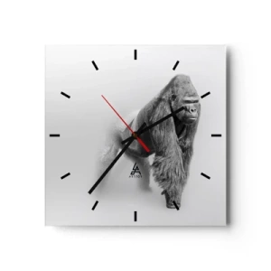 Reloj de pared - Reloj de vidrio - Gorila en tonos monocromáticos sobre fondo blanco. - 30x30cm - Confiando en su fuerza - Decoración de pared moderna para salón y dormitorio ARTTOR