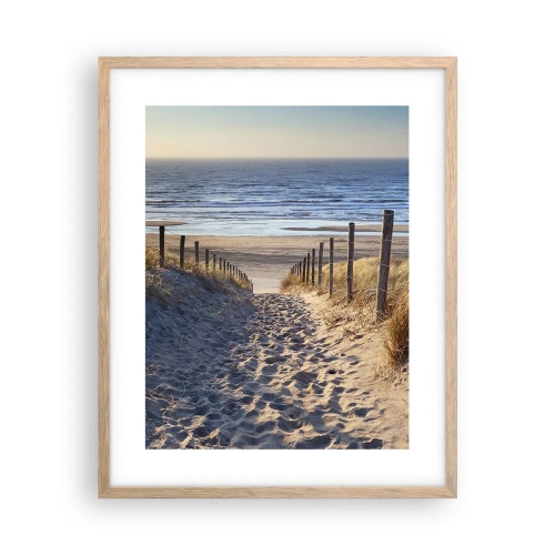 Póster en marco roble claro - El sonido del mar, el canto de los pájaros, una playa virgen entre las dunas... - 40x50 cm