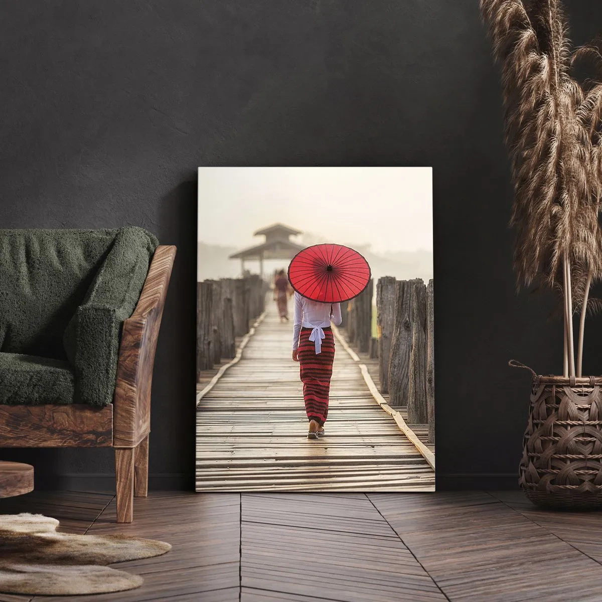 Cuadro sobre lienzo - Impresión de Imagen - Una mujer con un paraguas rojo en un puente de madera. - 50x70cm - En un viejo puente - Decoración de pared moderna para salón y dormitorio ARTTOR