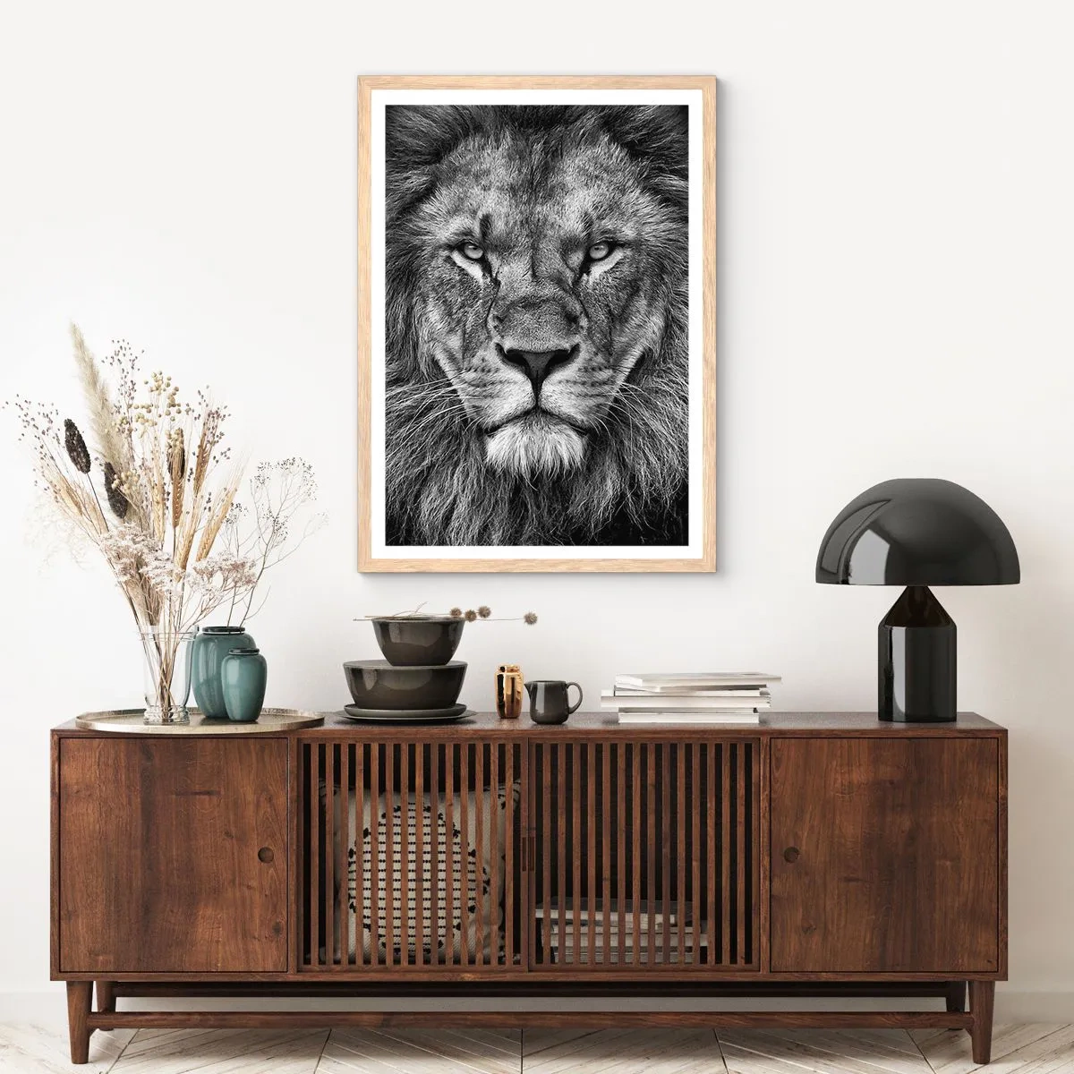 Póster en marco roble claro - Con el atuendo de la coronación - 50x70 cm