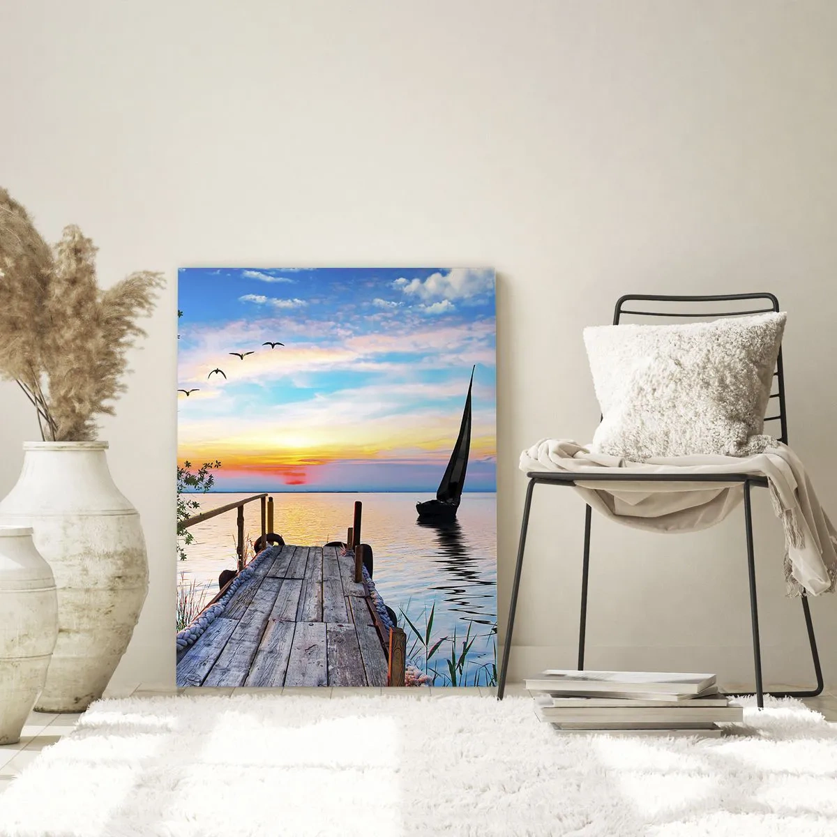 Cuadro sobre vidrio - Impresiones sobre Vidrio - Un embarcadero junto al lago al atardecer con un velero al fondo - 50x70cm - Que llegue la noche - Decoración de pared moderna para salón y dormitorio ARTTOR