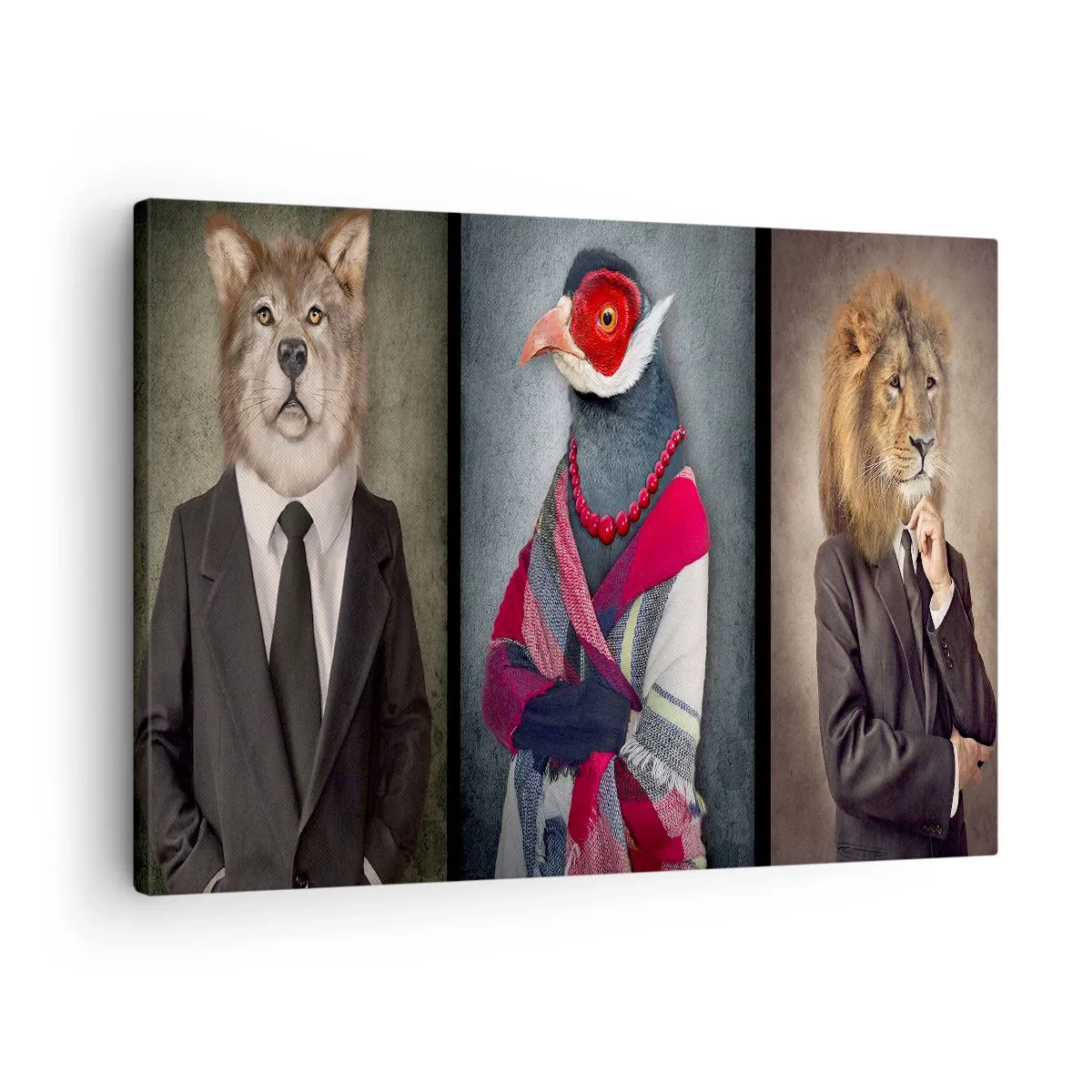 Cuadro sobre lienzo - Impresión de Imagen - Retratos estilizados de un lobo, un faisán y un león con ropas elegantes. - 70x50cm - ¿Qué estoy haciendo aquí? - Decoración de pared moderna para salón y dormitorio ARTTOR
