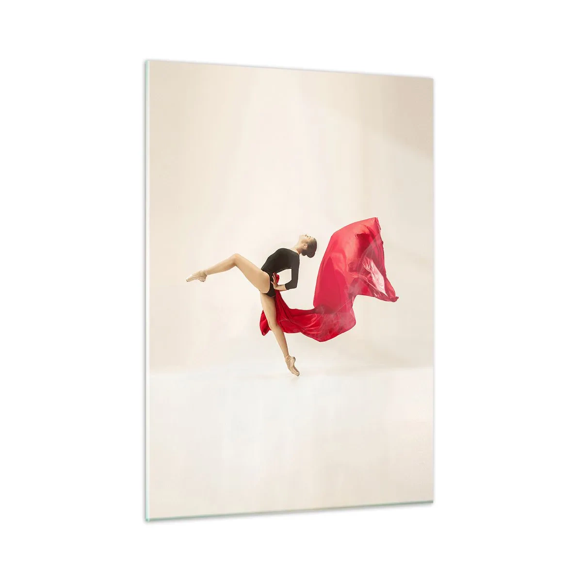 Cuadro sobre vidrio - Impresiones sobre Vidrio - Una bailarina en un salto dinámico con tela roja. - 50x70cm - Rojo y negro - Decoración de pared moderna para salón y dormitorio ARTTOR
