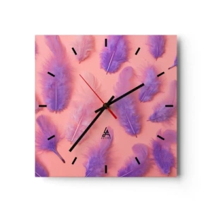 Reloj de pared - Reloj de vidrio - Plumas moradas y rosas sobre un fondo pastel. - 30x30cm - Un pájaro lila del deseo - Decoración de pared moderna para salón y dormitorio ARTTOR