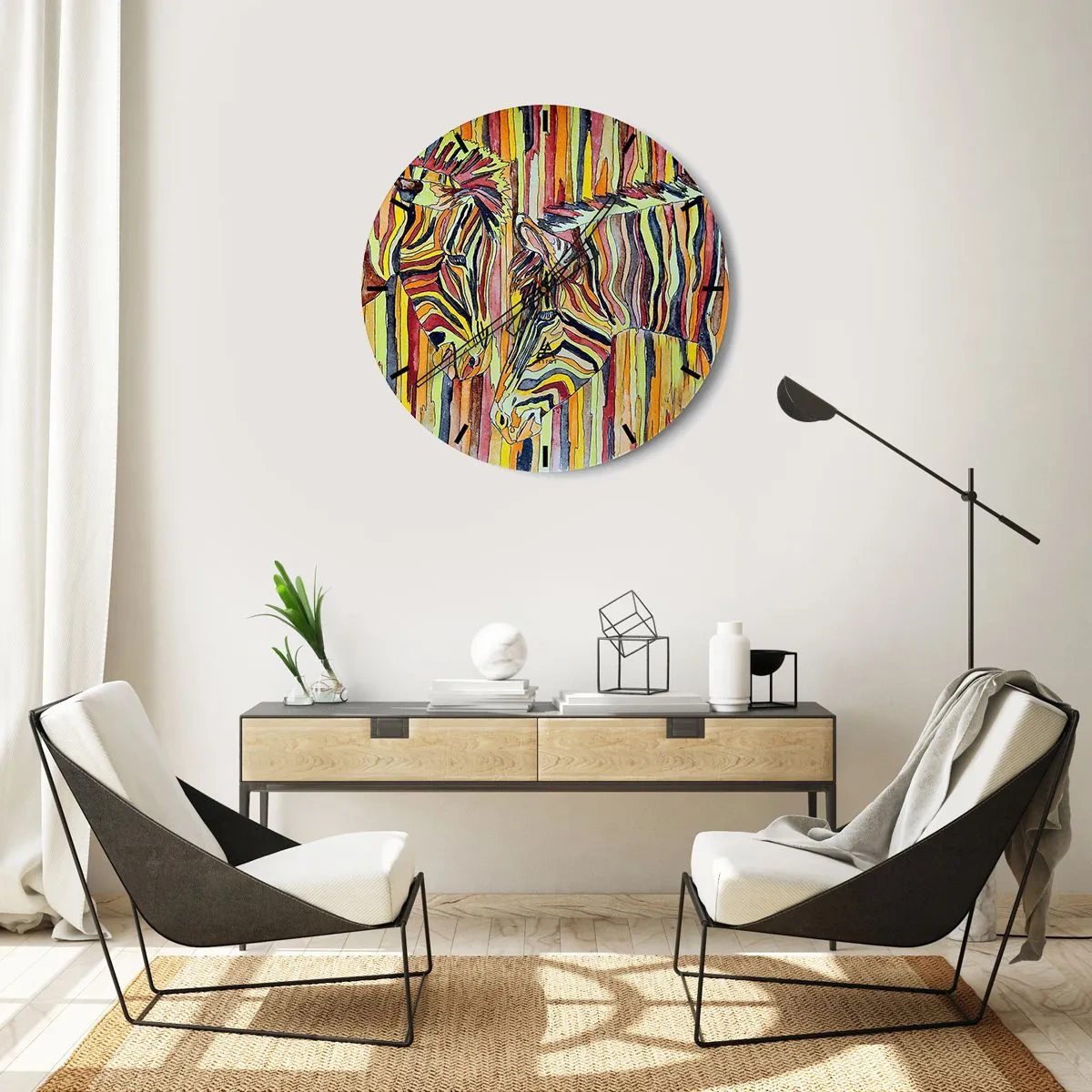 Reloj de pared - Reloj de vidrio - Una representación abstracta de dos cebras sobre un fondo de rayas de colores. - 30x30cm - Y tú también... - Decoración de pared moderna para salón, cocina y dormitorio ARTTOR