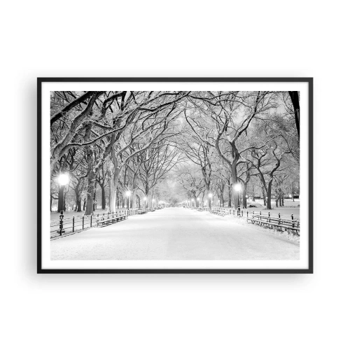 Póster en marco negro - Un callejón invernal con árboles cubiertos de nieve en monocromo. - 100x70cm - Cuatro estaciones - invierno - Decoración de pared moderna para salón y dormitorio ARTTOR