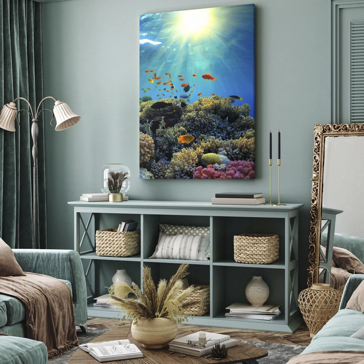Cuadro sobre lienzo - Impresión de Imagen - Arrecife de coral con peces bajo los rayos del sol bajo el agua. - 50x70cm - Tesoros submarinos - Decoración de pared moderna para salón y dormitorio ARTTOR