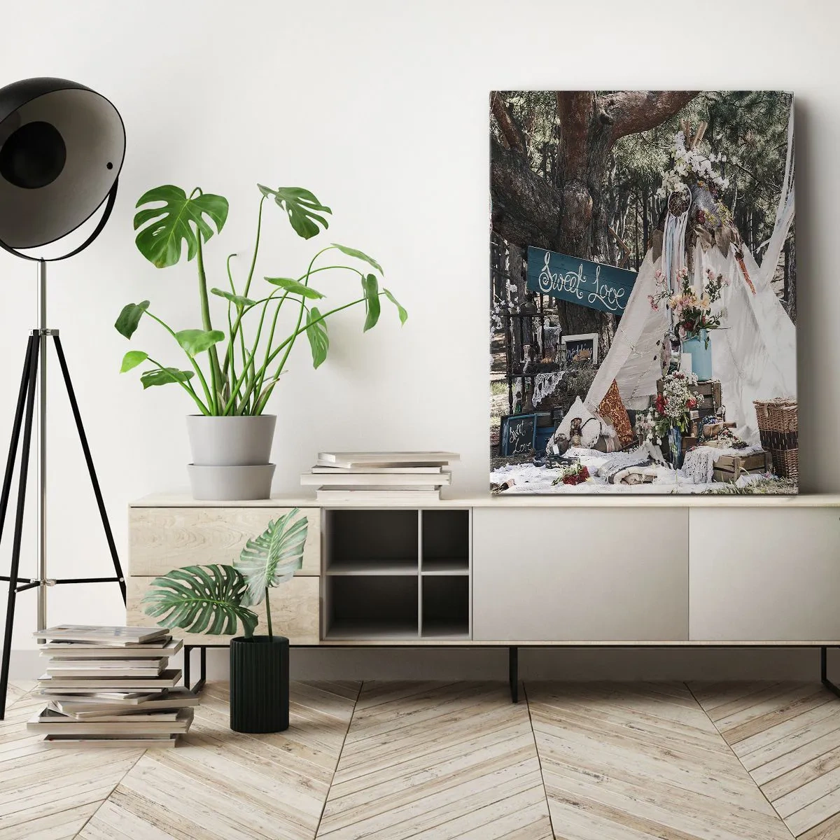 Cuadro sobre lienzo - Impresión de Imagen - Decoración boho con un tipi en el bosque - 50x70cm - Amor exótico - Decoración de pared moderna para salón y dormitorio ARTTOR