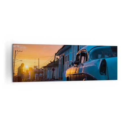 Cuadro sobre lienzo - Impresión de Imagen - Coche retro y bicicleta en la calle a la luz del sol poniente. - 160x50cm - Aquí el tiempo se ralentiza - Decoración de pared moderna para salón y dormitorio ARTTOR