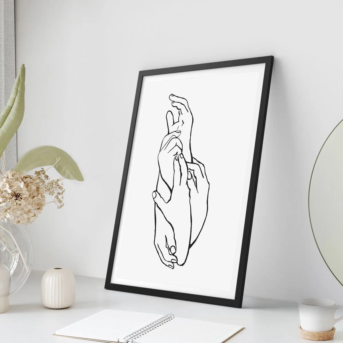 Póster en marco negro - El tacto - 40x50 cm