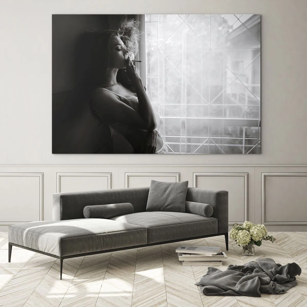 Cuadro sobre vidrio - Impresiones sobre Vidrio - Mujer fumando junto a la ventana en blanco y negro - 70x50cm - Un momento sensual - Decoración de pared moderna para salón y dormitorio ARTTOR