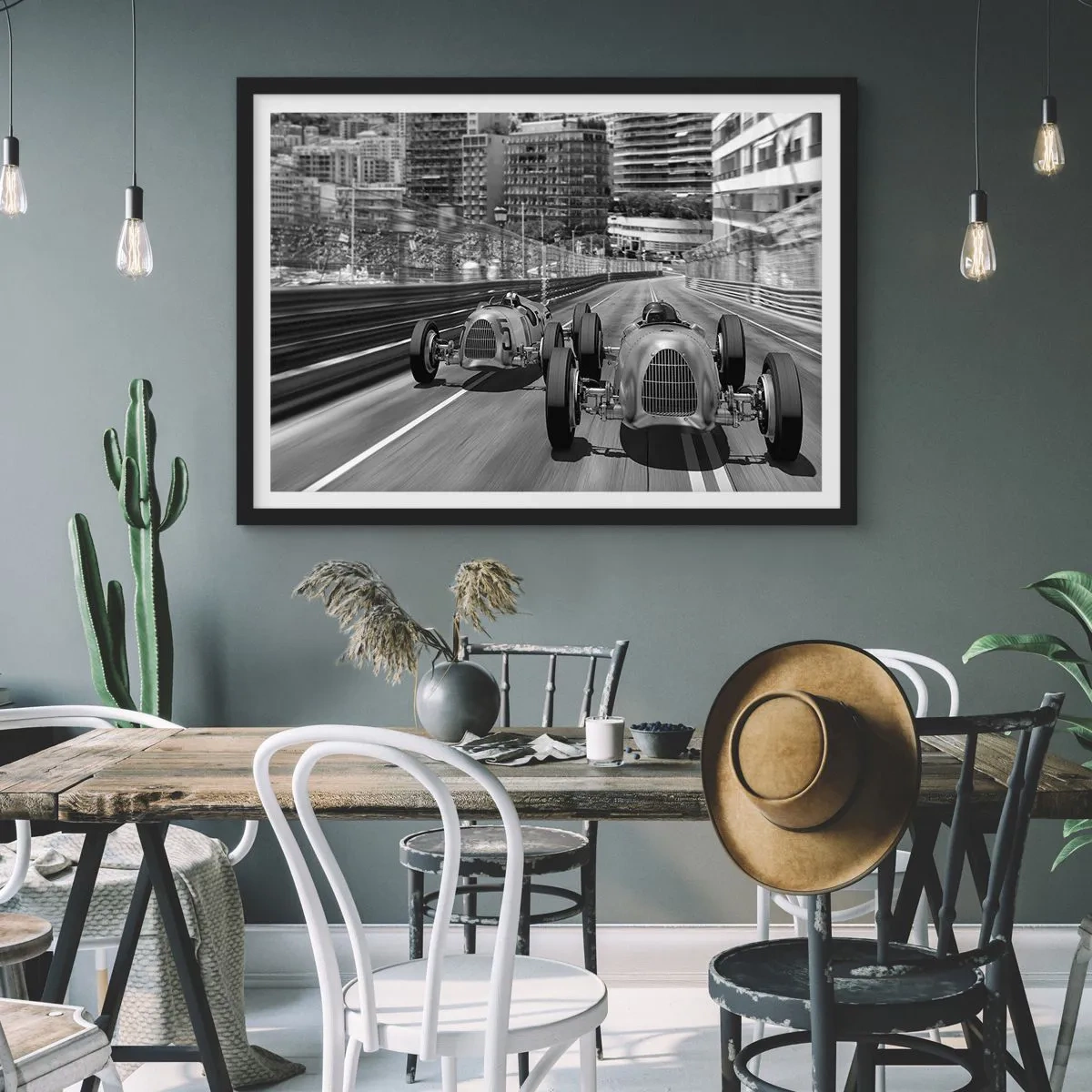 Póster en marco negro - Escena de carrera de coches retro monocromática - 70x50cm - Érase una vez en Montecarlo - Decoración de pared moderna para salón y dormitorio ARTTOR
