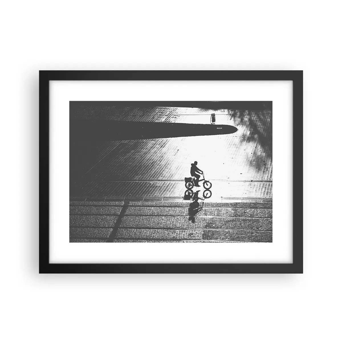 Póster en marco negro - Adelante, a través de la ciudad - 40x30 cm