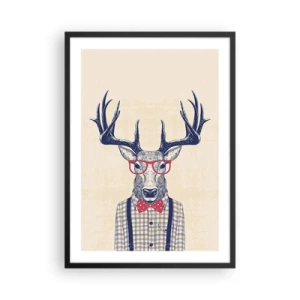 Póster en marco negro - Ciervo elegante con gafas y pajarita sobre un fondo beige. - 50x70cm - Una extravagancia lúdica - Decoración de pared moderna para salón y dormitorio ARTTOR