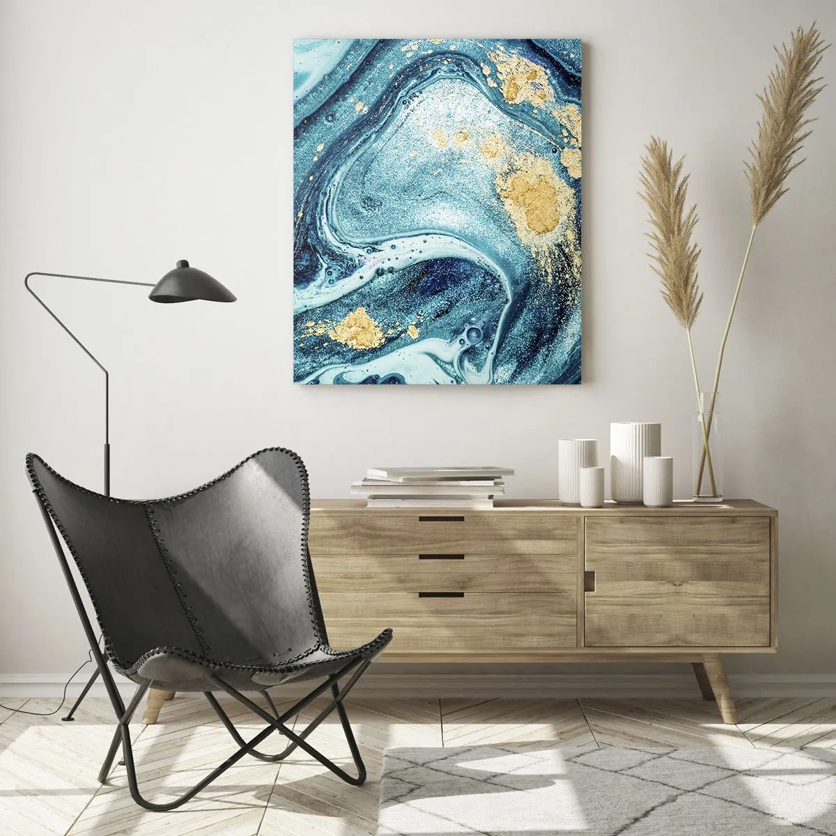 Cuadro sobre vidrio - Impresiones sobre Vidrio - Una composición abstracta de ondas y acentos dorados. - 70x100cm - Vórtice azul - Decoración de pared moderna para salón y dormitorio ARTTOR