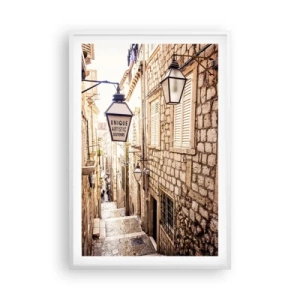 Póster en marco blanco - Un callejón encantador - 61x91 cm