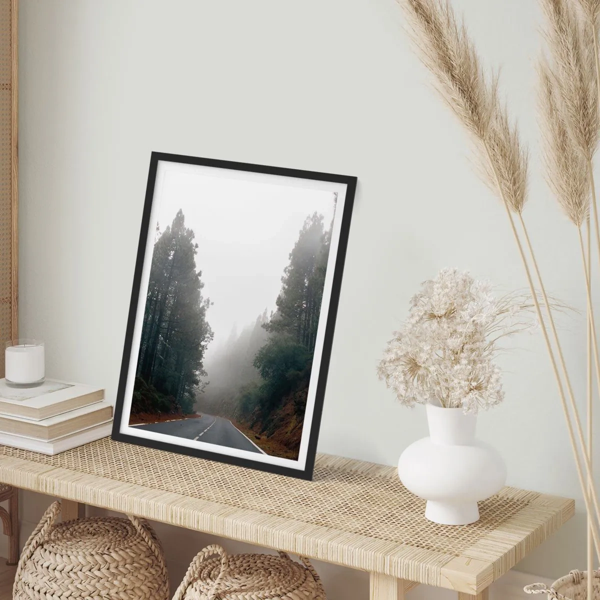 Póster en marco negro - La historia de un bosque mágico - 70x100 cm