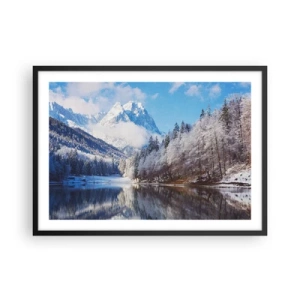 Póster en marco negro - Paisaje invernal de montaña con árboles cubiertos de nieve y un lago. - 70x50cm - Guardia de nieve - Decoración de pared moderna para salón y dormitorio ARTTOR