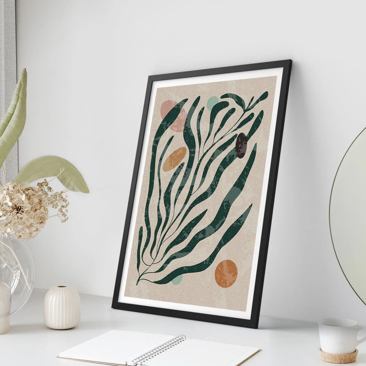 Póster en marco negro - Composición abstracta de plantas en verde y beige. - 50x70cm - Entre verdes - Decoración de pared moderna para salón y dormitorio ARTTOR