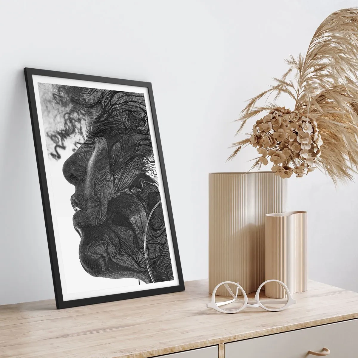 Póster en marco negro - Enredada en sueños - 30x40 cm