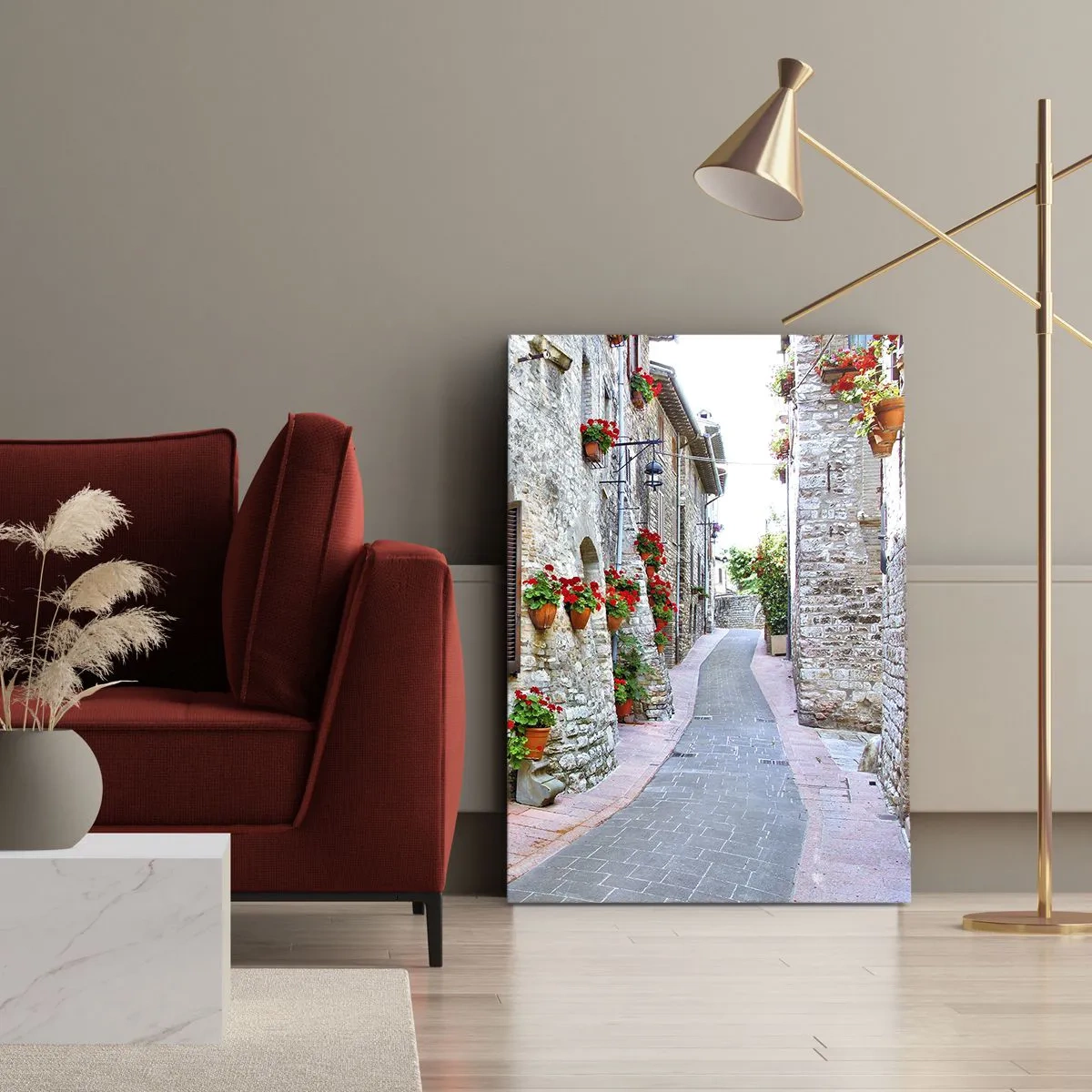 Cuadro sobre lienzo - Impresión de Imagen - Una calle estrecha con edificios de piedra decorados con macetas. - 50x70cm - Ambiente italiano - Decoración de pared moderna para salón y dormitorio ARTTOR