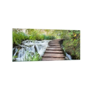 Cuadro sobre vidrio - Impresiones sobre Vidrio - Un puente de madera sobre una cascada rodeado de un exuberante bosque verde. - 120x50cm - No es agua silenciosa en absoluto - Decoración de pared moderna para salón y dormitorio ARTTOR