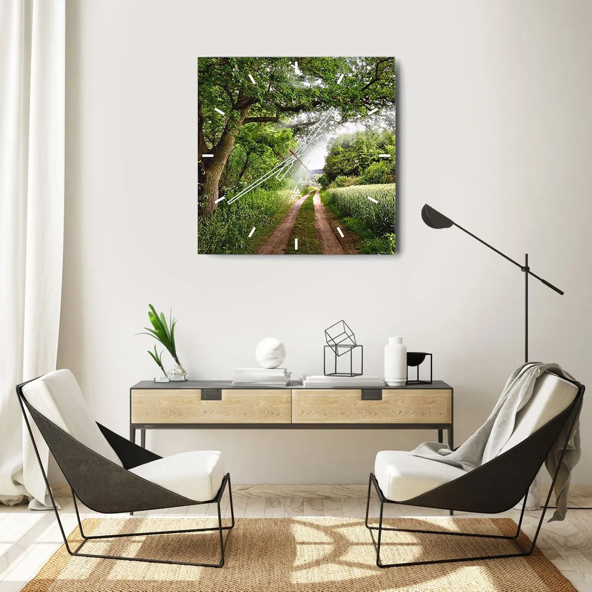 Reloj de pared - Reloj de vidrio - Un camino de tierra entre árboles verdes y luz solar. - 30x30cm - Ensueño - Decoración de pared moderna para salón y dormitorio ARTTOR