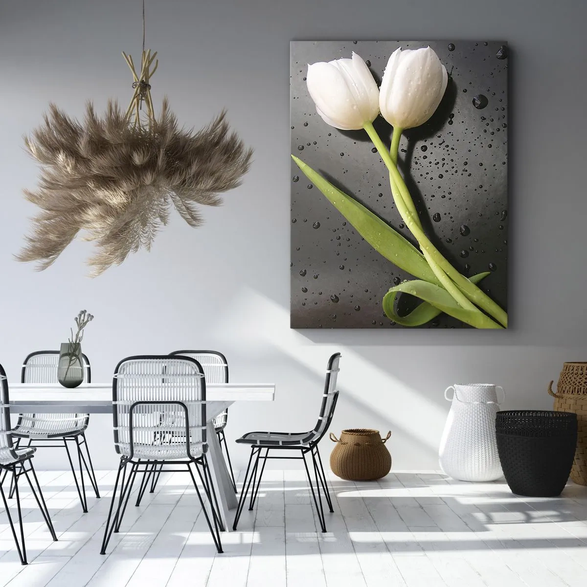 Cuadro sobre lienzo - Impresión de Imagen - Tulipanes blancos sobre fondo negro con gotas de agua. - 50x70cm - Primavera - Decoración de pared moderna para salón y dormitorio ARTTOR