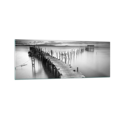 Cuadro sobre vidrio - Impresiones sobre Vidrio - Un embarcadero de madera en un lago tranquilo en tonos grises. - 140x50cm - La calma de una orilla olvidada - Decoración de pared moderna para salón y dormitorio ARTTOR