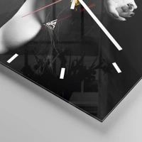 Esfera sin numeración, con rayas