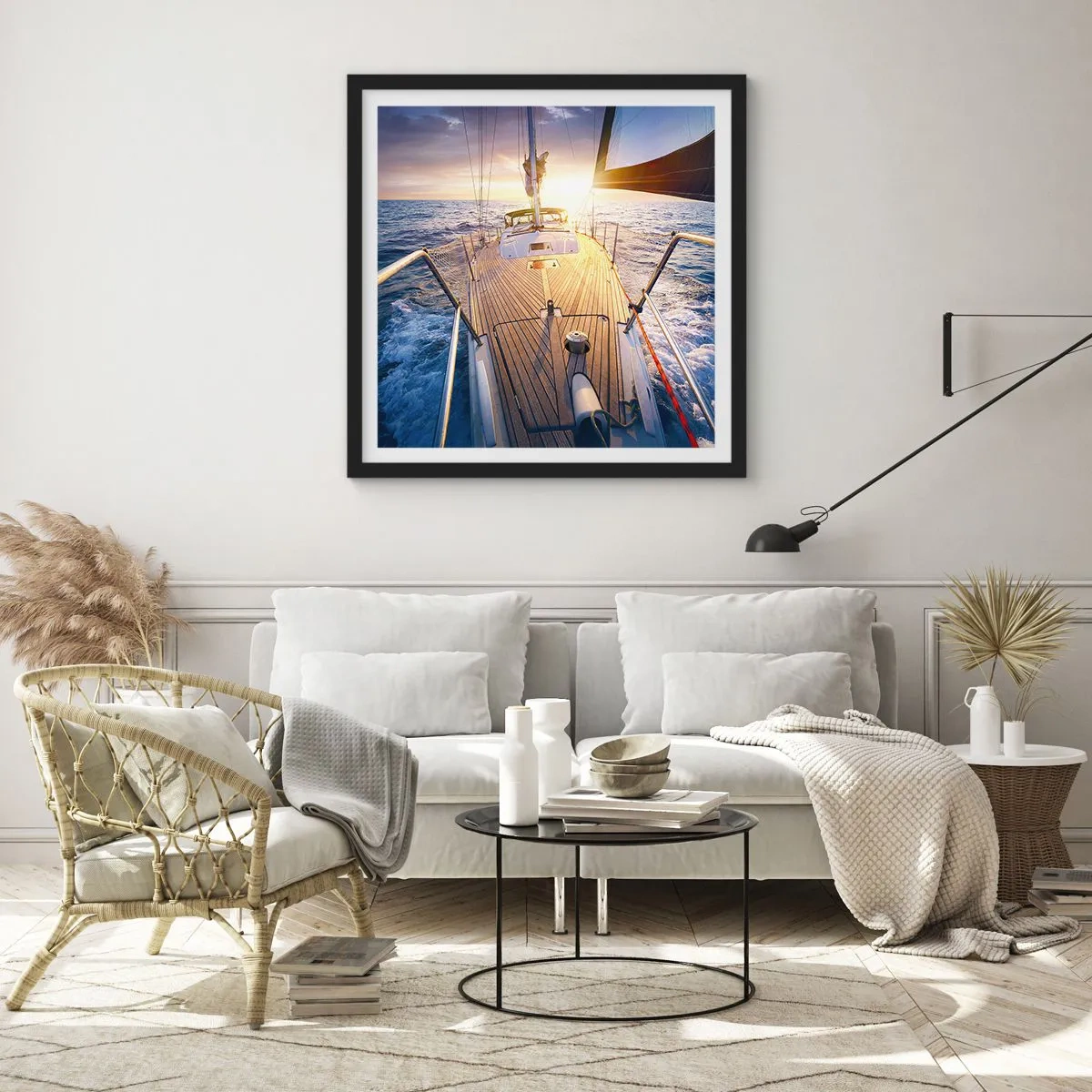 Póster en marco negro - Corriendo sobre las olas - 60x60 cm