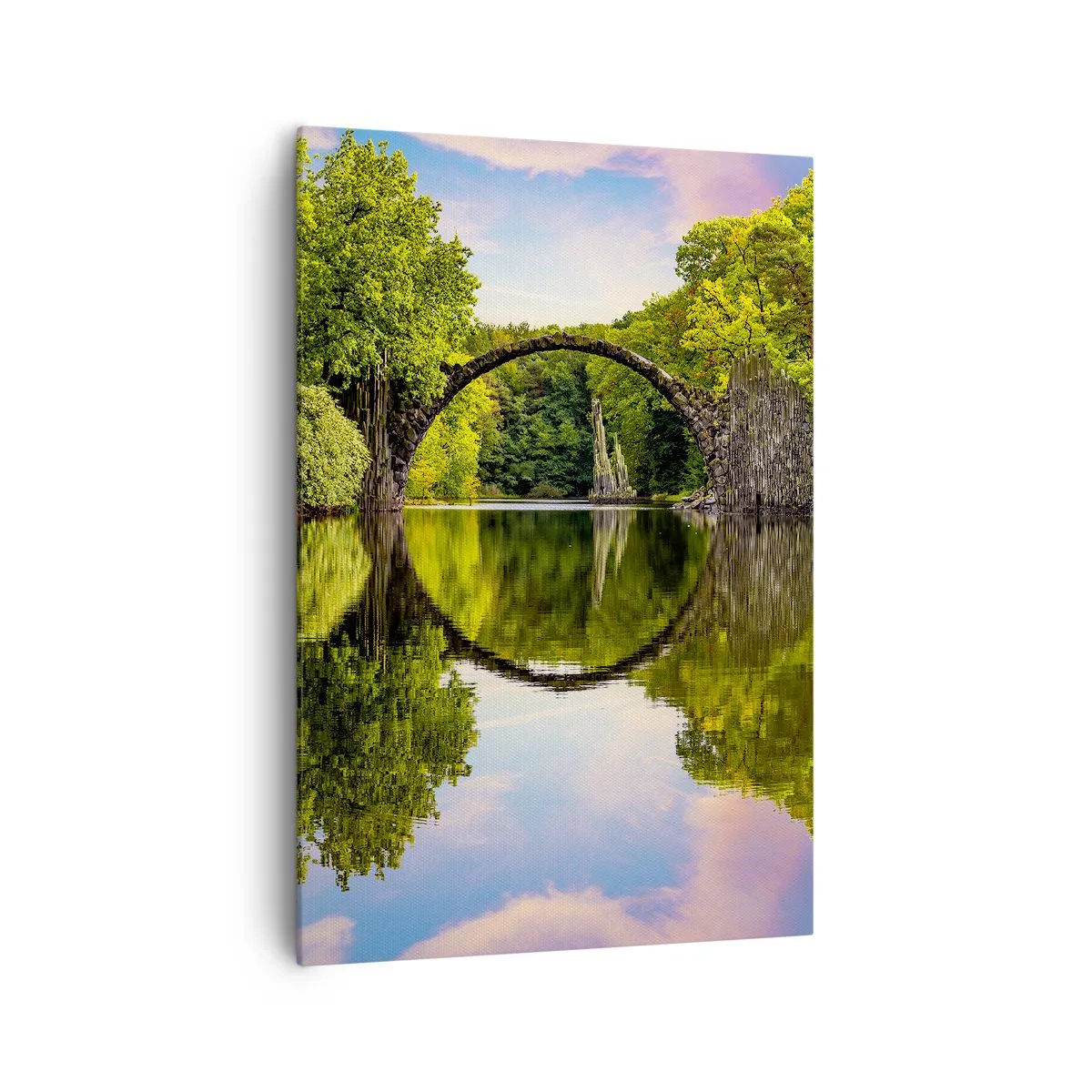 Cuadro sobre lienzo - Impresión de Imagen - Un puente de piedra sobre un río con un reflejo perfecto en el agua. - 70x100cm - En el punto de encuentro de dos mundos - Decoración de pared moderna para salón y dormitorio ARTTOR