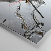 Esfera sin numeración, con rayas