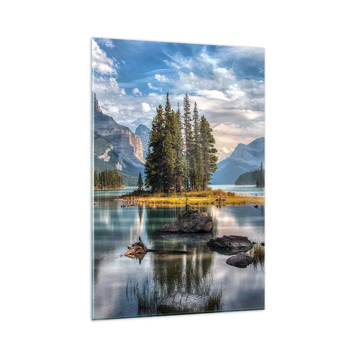 Cuadro sobre vidrio - Impresiones sobre Vidrio - Un paisaje de montaña con una isla rodeada por un lago tranquilo. - 80x120cm - Sobre el agua cristalina... - Decoración de pared moderna para salón y dormitorio ARTTOR