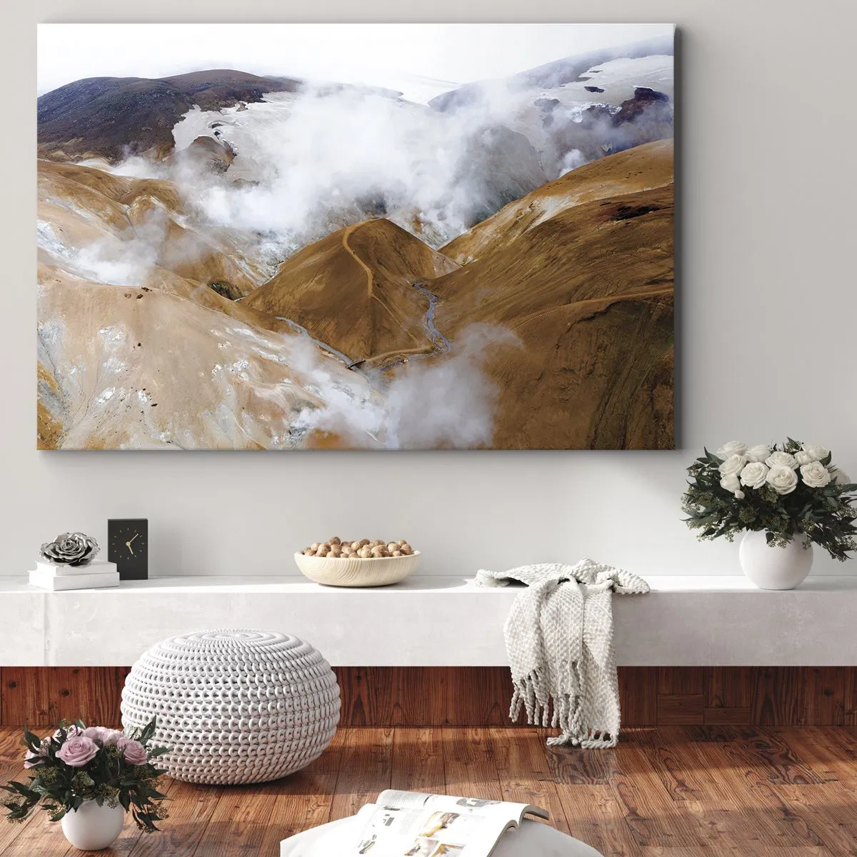 Cuadro sobre lienzo - Impresión de Imagen - Un paisaje de montaña con vapor en un clima duro. - 70x50cm - La dura belleza de Islandia - Decoración de pared moderna para salón y dormitorio ARTTOR