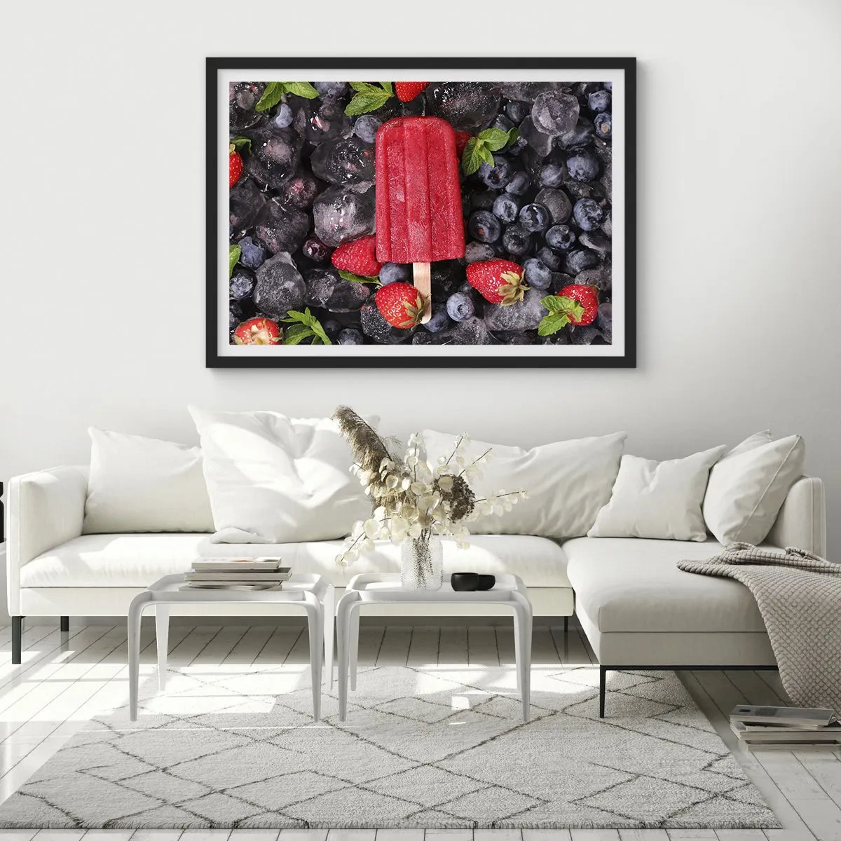 Póster en marco negro - Paleta roja rodeada de fruta y hielo. - 100x70cm - El sabor del verano caluroso - Decoración de pared moderna para salón y dormitorio ARTTOR