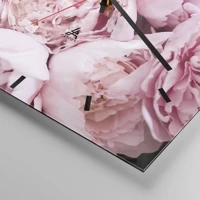 Esfera sin numeración, con rayas