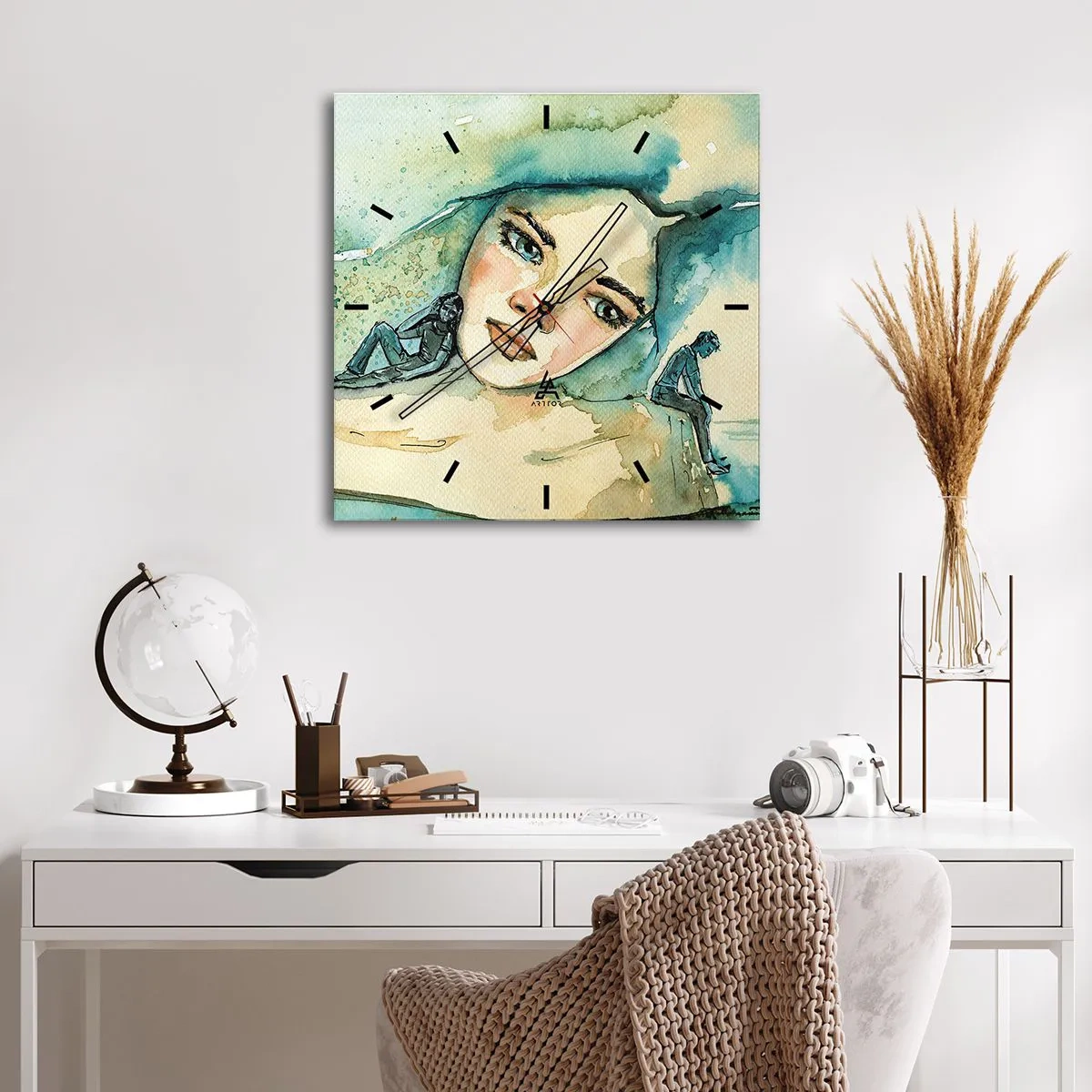 Reloj de pared - Reloj de vidrio - Acuarela de rostro de mujer con motivo reflectante. - 30x30cm - ¿Soy azul? - Decoración de pared moderna para salón y dormitorio ARTTOR