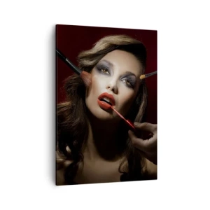 Cuadro sobre lienzo - Impresión de Imagen - Retrato elegante de una mujer maquillándose sobre un fondo oscuro. - 50x70cm - Hermoso y de ensueño - Decoración de pared moderna para salón y dormitorio ARTTOR