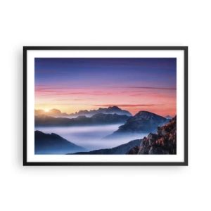 Póster en marco negro - Paisaje de montaña al amanecer con niebla en los valles. - 70x50cm - Sobre los valles - Decoración de pared moderna para salón y dormitorio ARTTOR